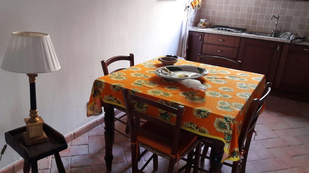 Residenza Il Platano Fortilizio Di Campiglia Rapolano Terme Εξωτερικό φωτογραφία