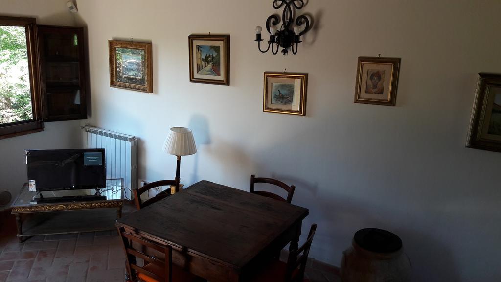 Residenza Il Platano Fortilizio Di Campiglia Rapolano Terme Εξωτερικό φωτογραφία